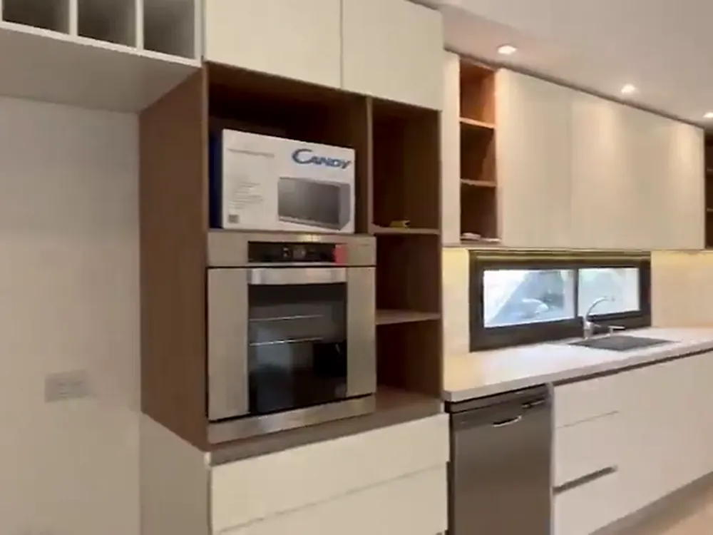 Recorrido por una cocina terminada por Pintura Express en una vivienda de Buenos Aires